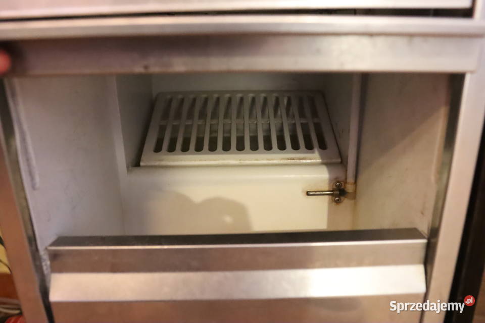 Kostkarka barowa do lodu Revolution 330x510x598H Pszczyna