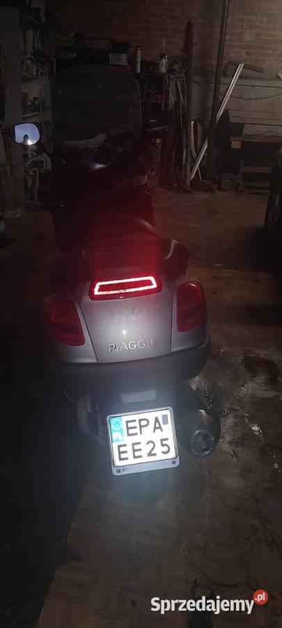 Sprzedam skuter piaggio x9 Ksawerów