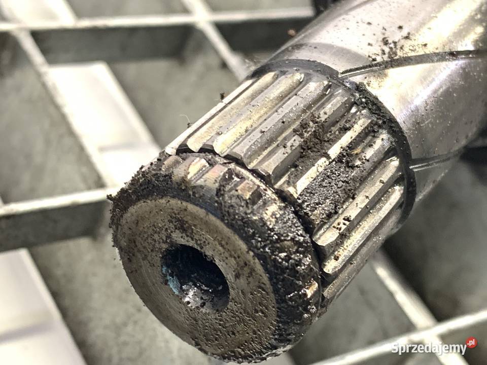 PÓŁOŚ PRAWY PRZÓD OPEL CORSA D 13 75 0614