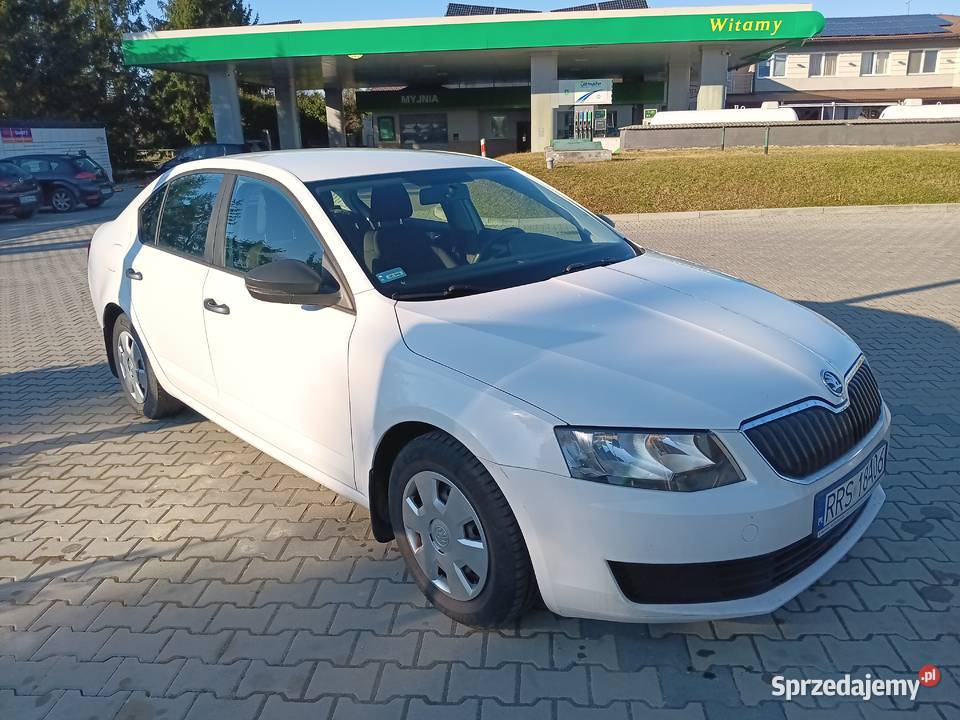 Skoda Octavia 16 TDI 2013 salon Polska orginalny 90KM