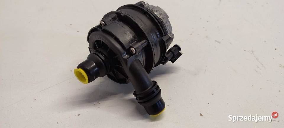 MERCEDES GLC W253 X253 POMPKA WODY A0005002686 osobowe Pompy wody