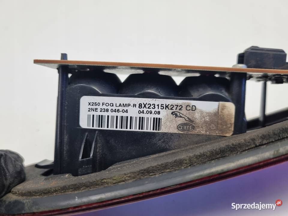 Jaguar XF X250 TYLNIA TYLNA LAMPA PRAWA prawy osobowe Janów