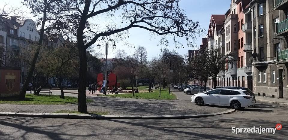Sprzedam bezpośrednio mieszkanie 55m2 2 pokoje w 3 piętra i więcej Bytom