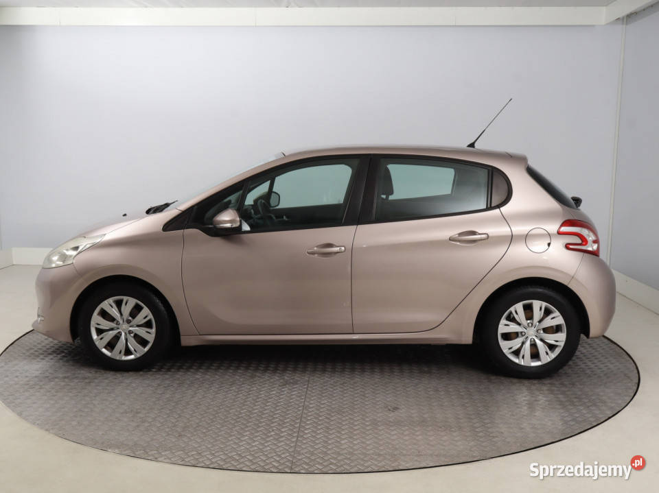 Peugeot 208 14 VTi 1397cm3 Bielany Wrocławskie sprzedam