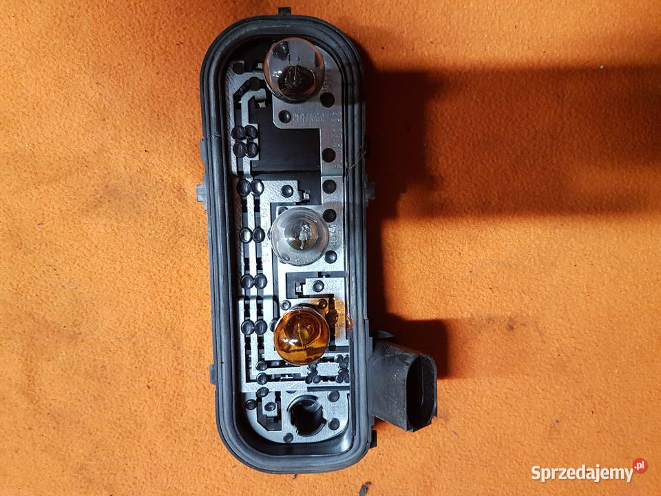 AUDI A4 B6 AVANT KOMBI WKLAD LAMPY TYL PRAWY Turek