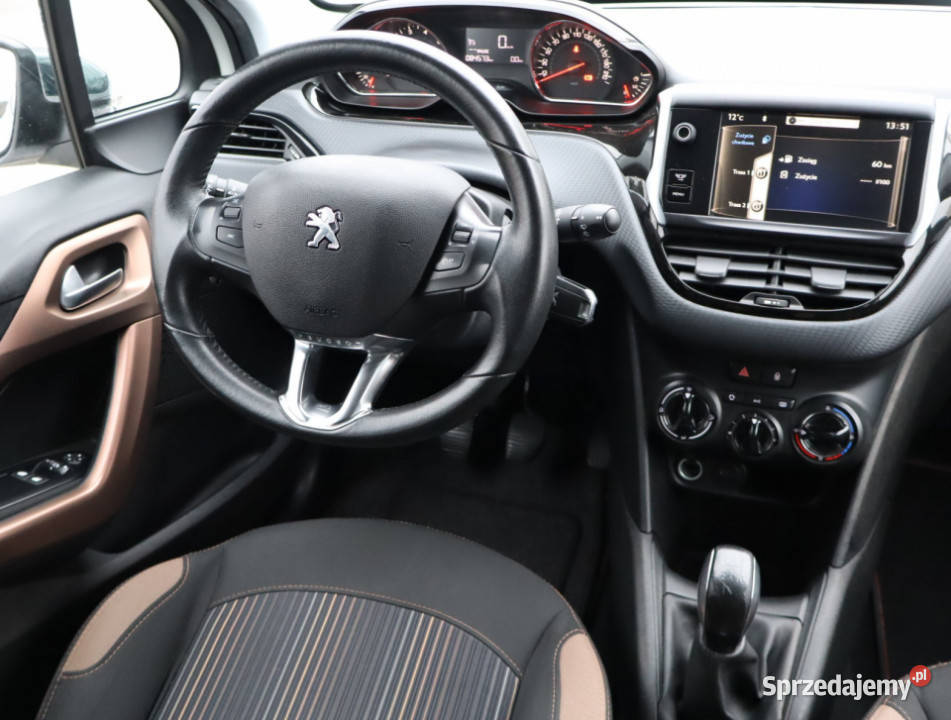 Peugeot 208 12 PureTech elektryczne lusterka Piaseczno