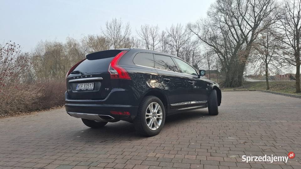 Volvo XC60 2015 T5 Premier nieuszkodzony Pęchratka Mała