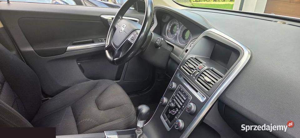 Volvo XC 60 D3 Momentum 163 2013r mazowieckie Zaręby Kościelne