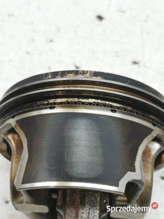 TŁOK KORBOWÓD 82LJ99X 20 TFSI Audi A3 III 2013