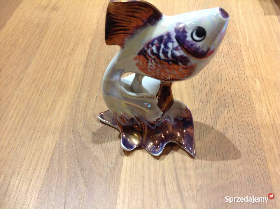 Stara figurka Złota Rybka z Porcelany Sygnowana Nowa Sól