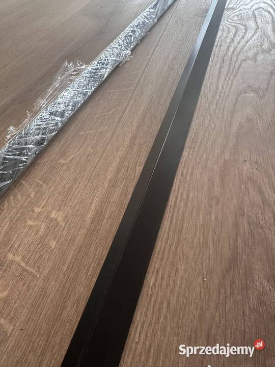 Teownik aluminiowy 4m czarny mat RAL9005