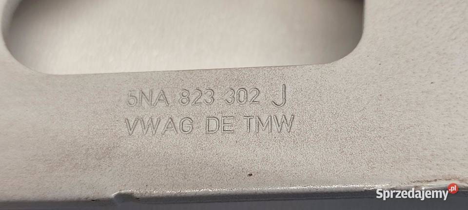 VW TIGUAN II ZAWIAS MASKI LEWY PRAWY KOMPLET sprzedam
