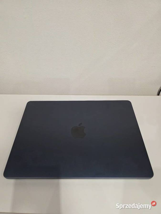 Macbook air 16gb