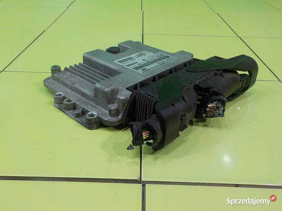 HYUNDAI i40 17 CRDI AUT 13r SEDAN 4D sterownik osobowe Czujniki i sterowniki