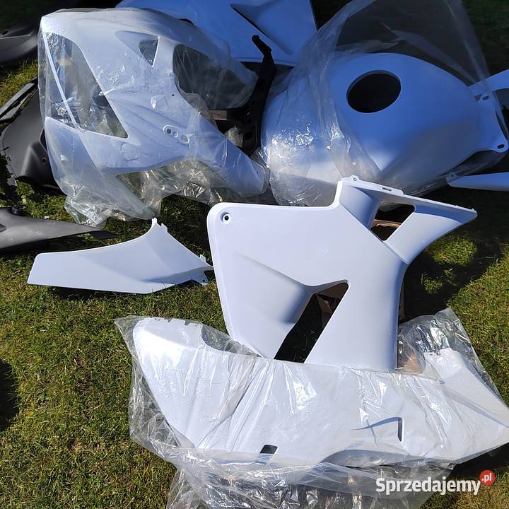 NOWE PLASTIKIOWIEWKI DO HONDA CBR 600 RR pomorskie
