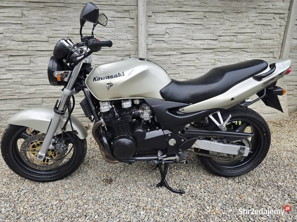 Kawasaki zr7