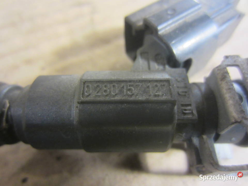 Wtryskiwacz wtrysk Peugeot 308 208 13 citroen Motoryzacja Szczecin