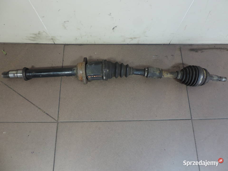 TOYOTA AVENSIS T25 20 D4D PÓŁOŚ PRAWA MANUAL małopolskie sprzedam