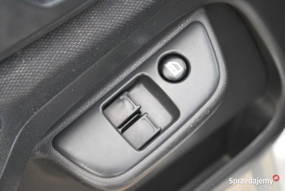 Subaru G3X Justy 13 Benzyna 94 4x4 klima Hak sprzedam