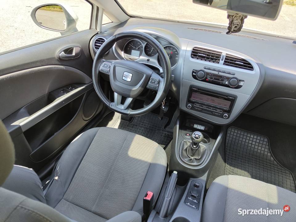 Seat Leon 14 TSI 125 2011r Krosno