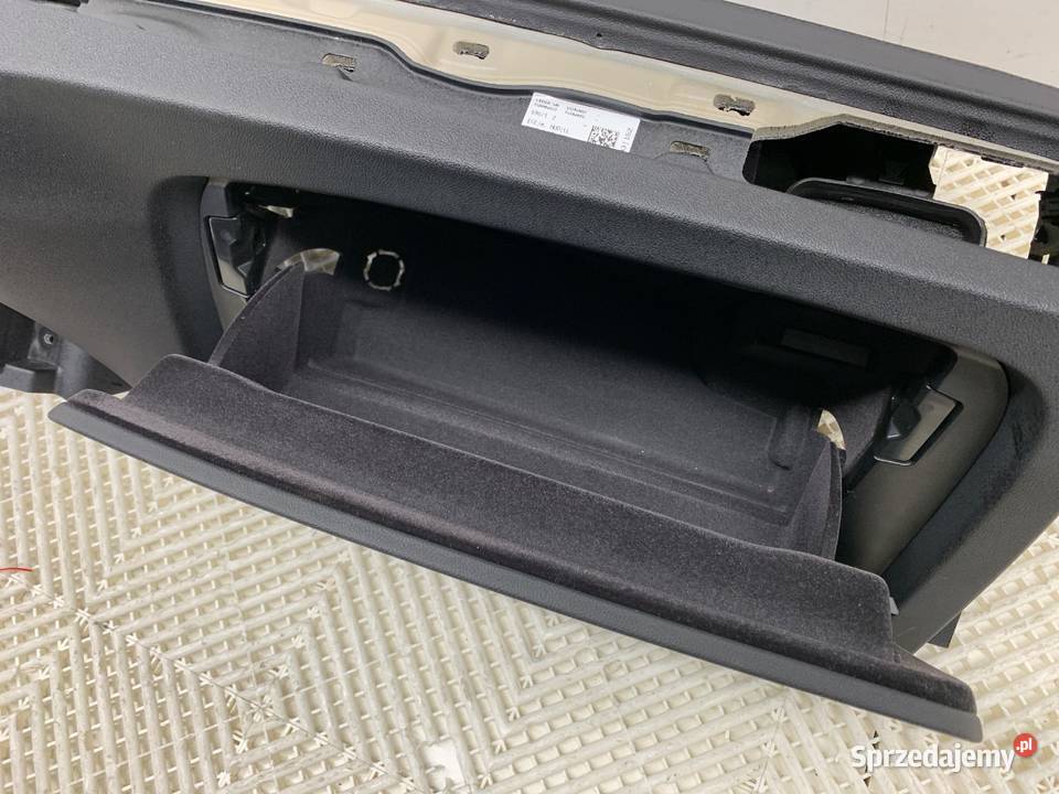 KOKPIT Z PODUSZKĄ PASAŻERA BMW G30 SedanLimuzyna