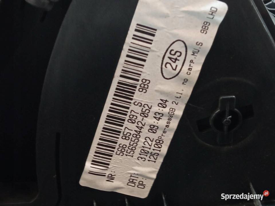 SCHOWEK PRAWY PASAŻERA DESKI EU 566857097S Skoda