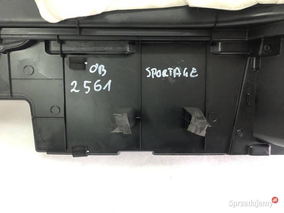 BOCZEK BAGAŻNIKA 857303U000 LEWY KIA SPORTAGE osobowe