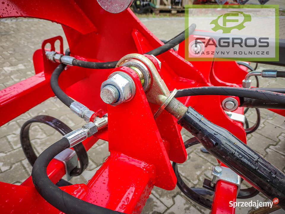 Nowy agregat uprawowo siewny UPRAWOWY SIEWNY Agregaty