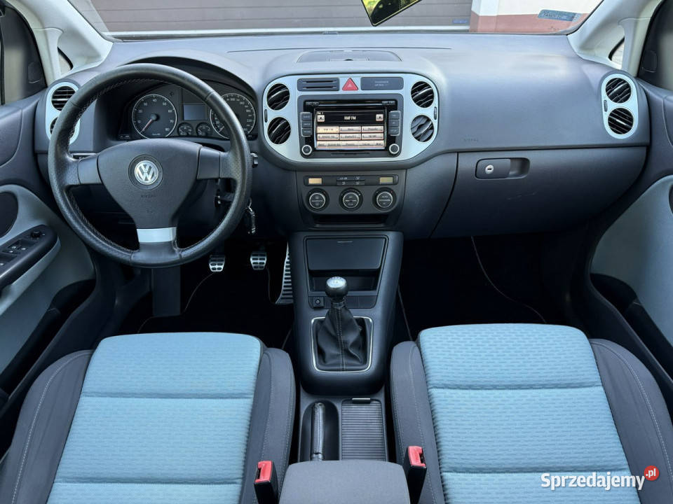 Volkswagen Golf Plus Cross stan 16 benyzna gaz I 240000km