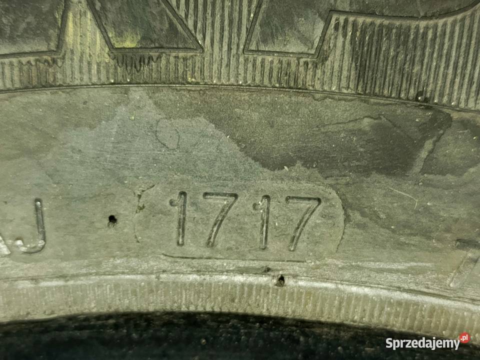 Opona z przyczepy 13cale Samochodowe Motoryzacja sprzedam