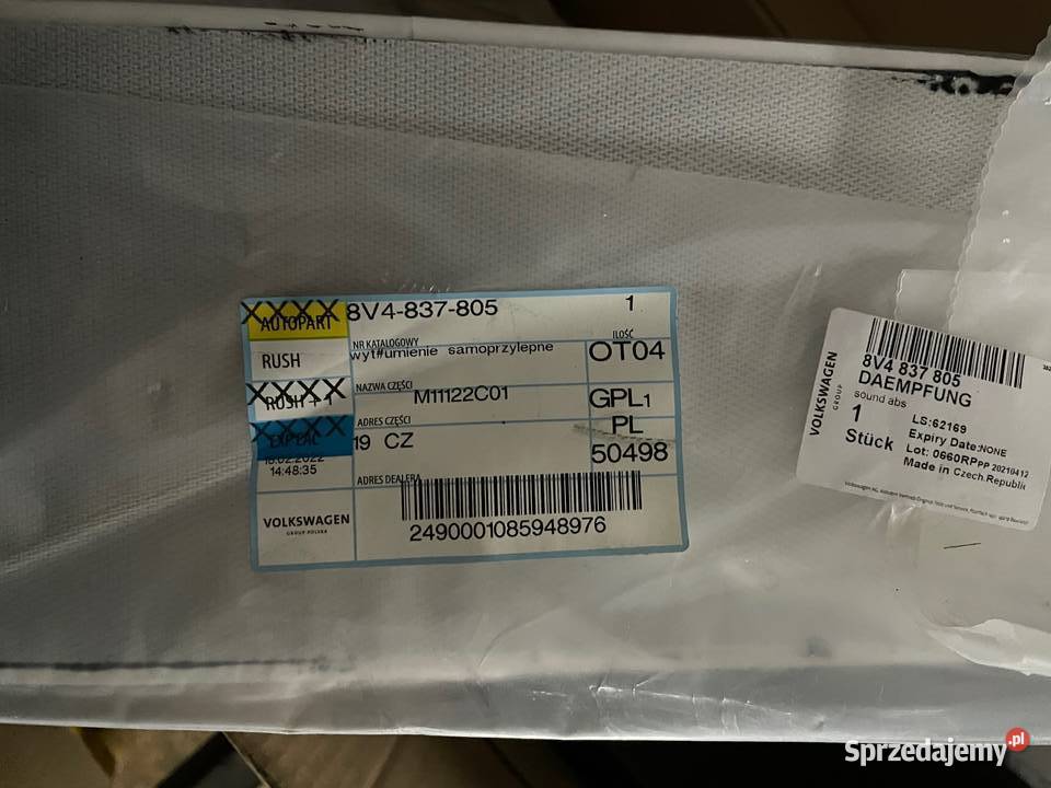AUDI A4 B8 WYGŁUSZENIE DRZWI QUATTRO 8V4837805 Karoseria Czarny Dunajec