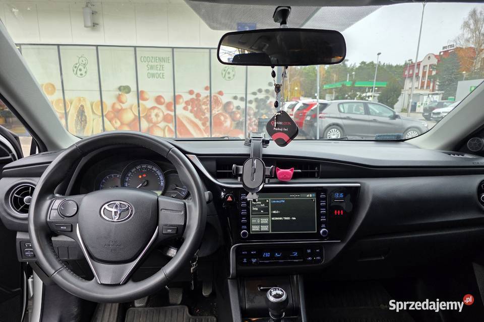 Toyota Auris II 2012 2018 14 D4D 2016 169 Diesel manualna Warszawa