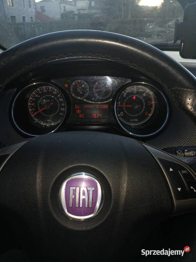 Sprzedam fiata bravo 19 multijet reflektory ksenonowe Pomianowo