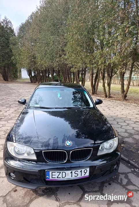 Sprzedam samochód osobowy marki BMW 116i Pabianice sprzedam