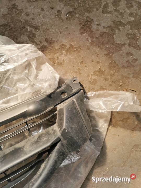 grill chrysler voyager 3 generacji zderzaki Gdynia