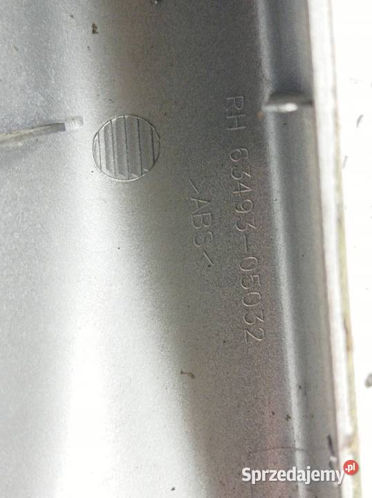 OSŁONA ZAŚLEPKA RELINGU PRAWY TYŁ KOMBI T25 Części samochodowe