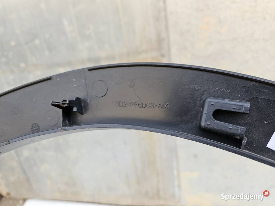 LAND ROVER DEFENDER L663 LISTWA BŁOTNIKA LEWA wielkopolskie Międzychód