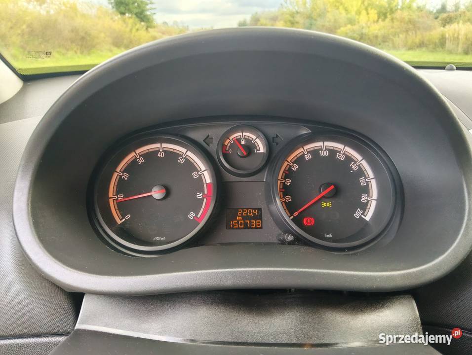 Opel Corsa 2012 lift kupiony w polskim salonie Rzeszów