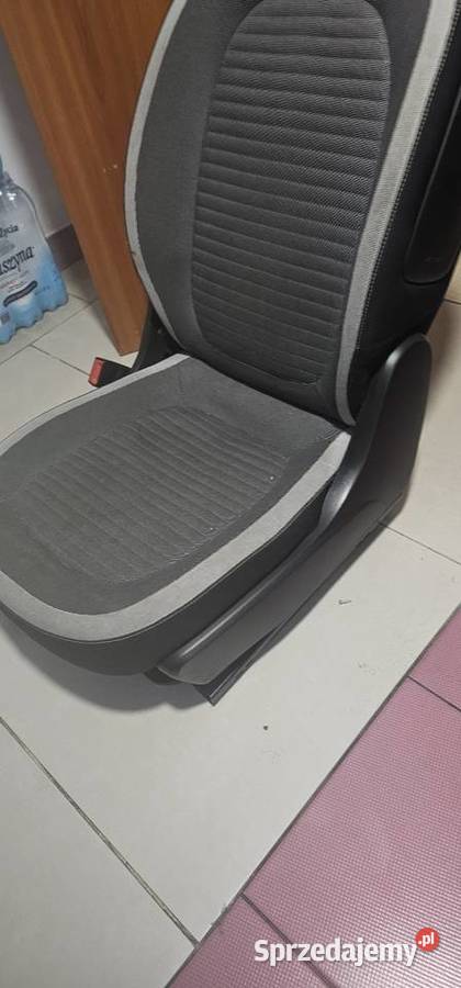Fotel lewy Renault Twingo III Rok produkcji 2021 Fotele i kanapy Chełm