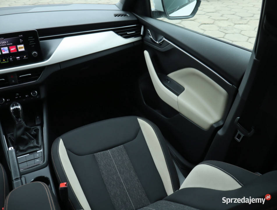 Skoda Scala 15 TSI czujnik zmierzchu Łódź