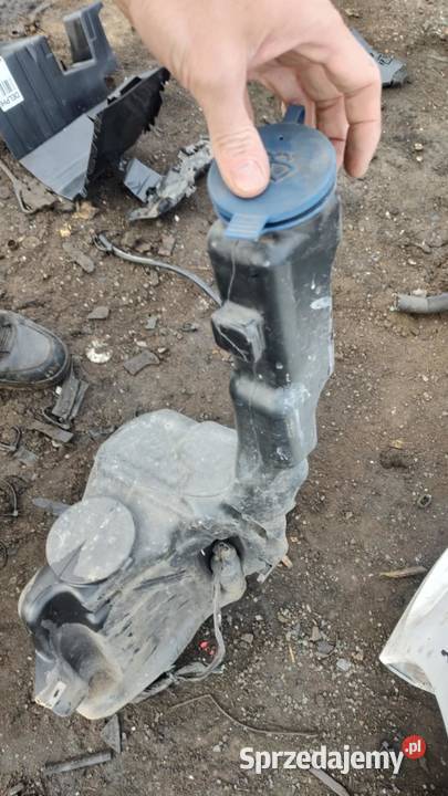 Zbiorniczek spryskiwaczy Mercedes w204 lift osobowe Książ Wielkopolski