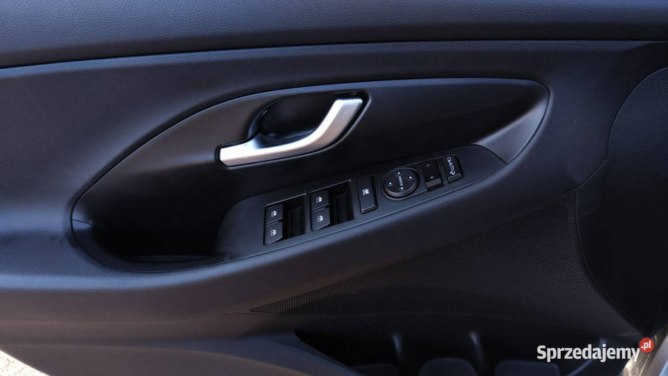 Hyundai i30 15 TGDI 6MT 48V 160 WersjaSmart łódzkie Łódź