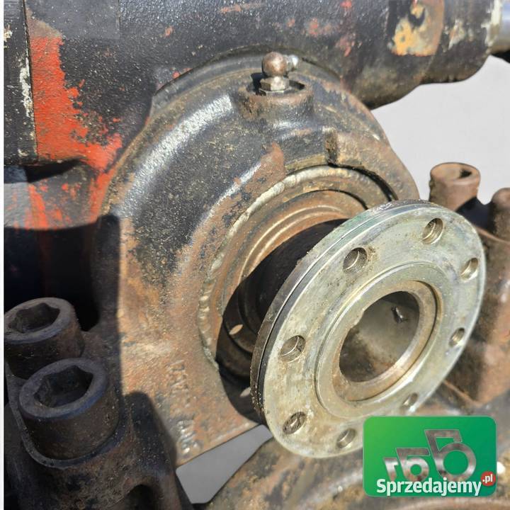 OŚ PRZEDNIA 740532 Dana V36000500 Valtra T150 Pozostałe Wilkowo