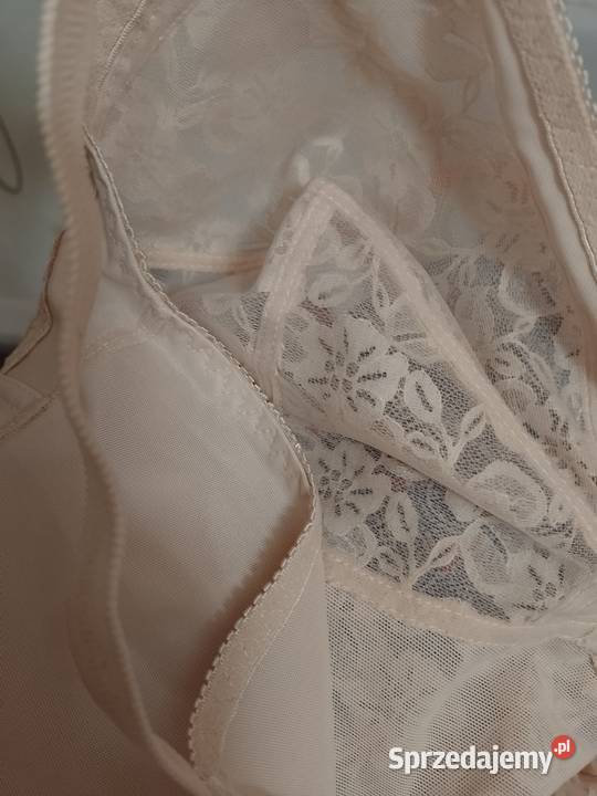 44XXL 100C Triumph Beżowe Body modelujące Kraków