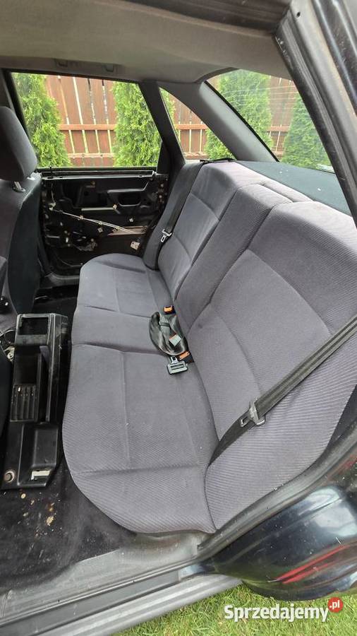 Audi 80 b4 na części benzyna 80 Nowogrodziec