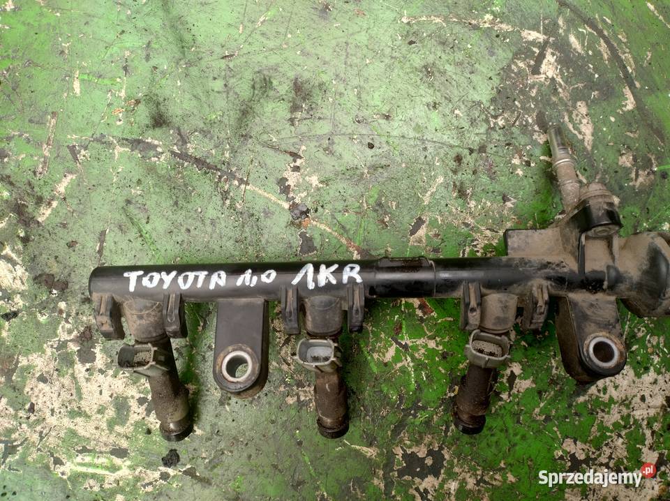 TOYOTA YARIS AYGO 10 1KR listwa wtryskowa Kielce