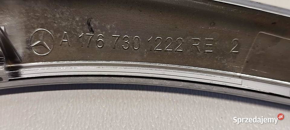 MERCEDES X117 CLA DEKOR LISTWA DRZWI PRAWY TYŁ