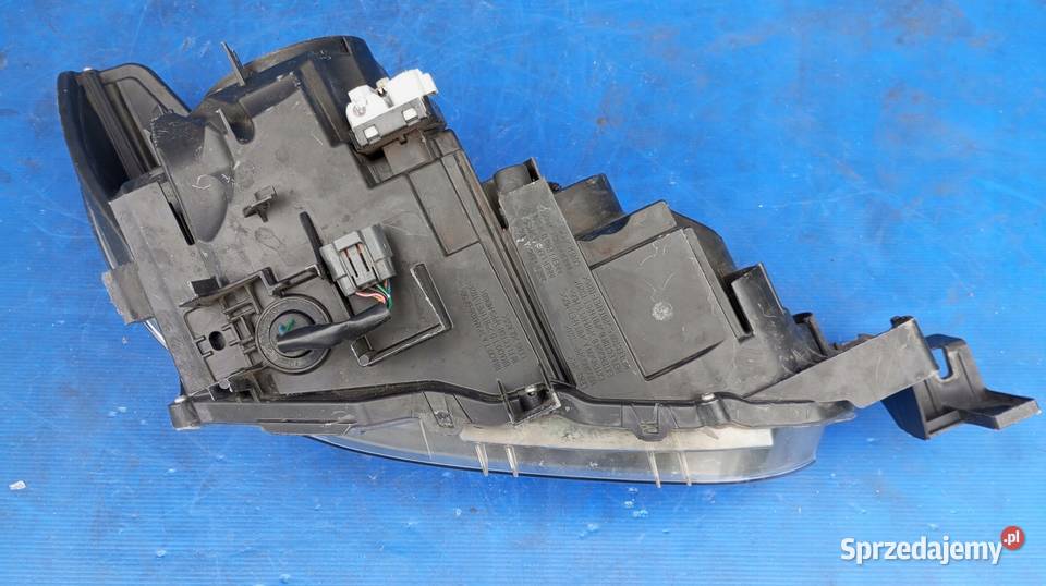 LAMPA REFLEKTOR LEWY PRZÓD EU XENON GHR451040