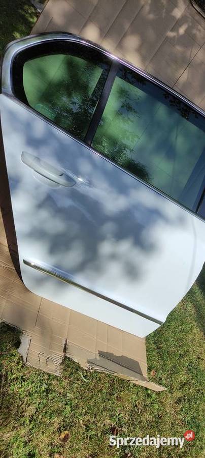 Drzwi prawy tył Skoda Superb II Karoseria śląskie Stara Wieś