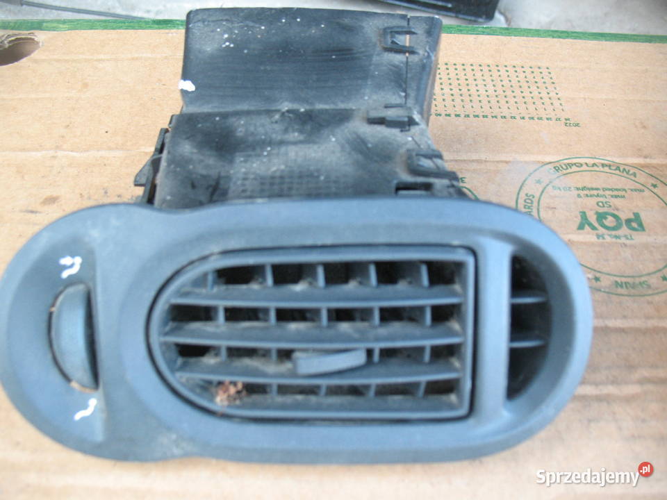 kratki nawiewu wloty powietrza renault modus Lublin sprzedam